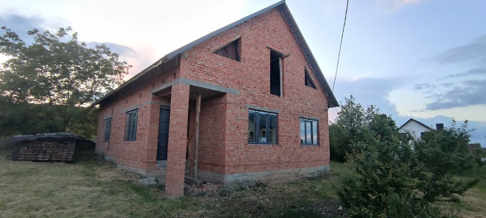 Продаж будинка  .