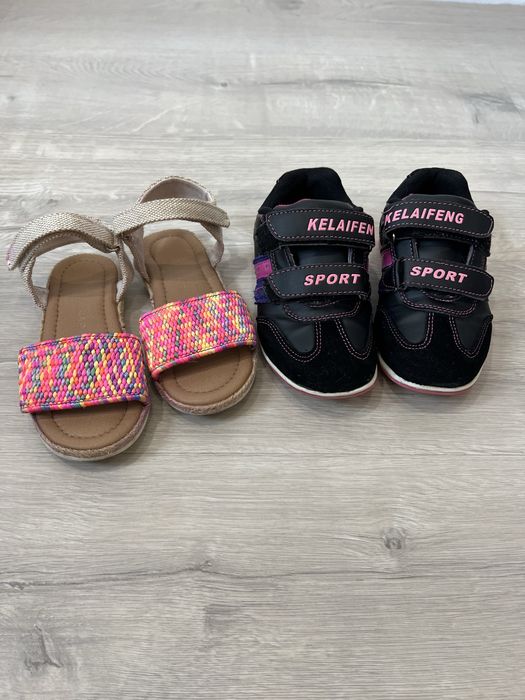 Кроссовки и сандали для девочки размер 27