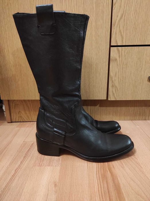 Сапоги осенние кожа 38 размер (по стельке 25,5 см)