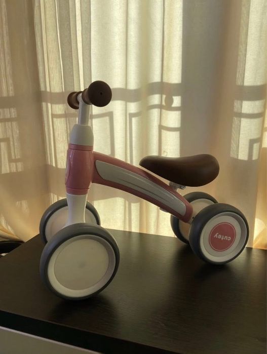 Біговел толокар до 3 років