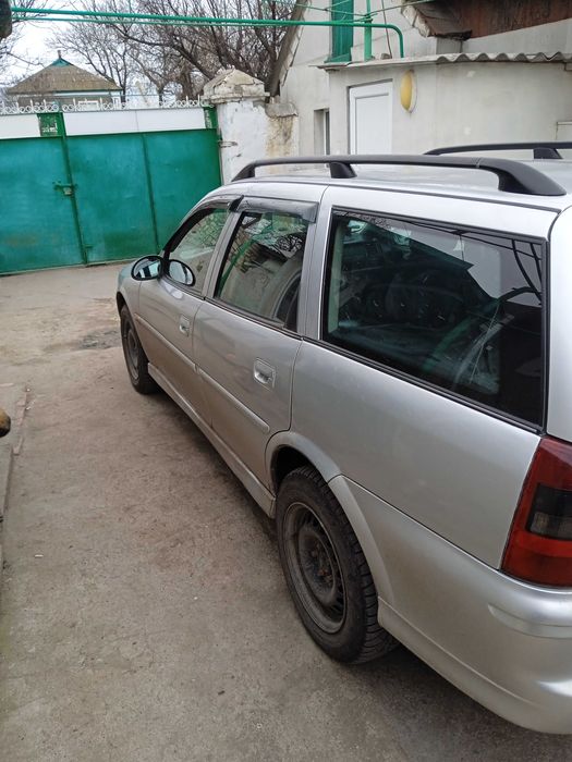 Продам Opel Vectra-B