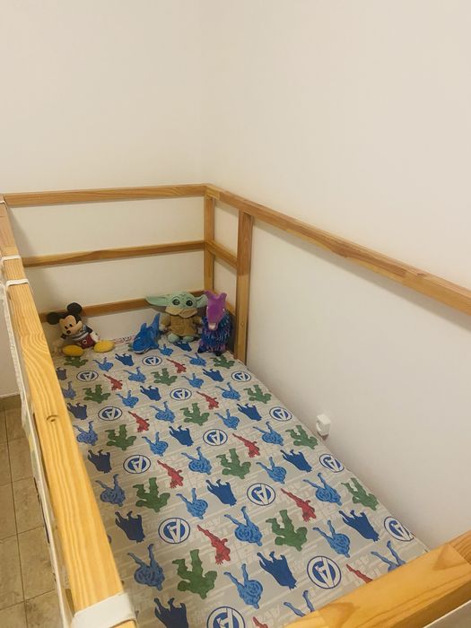 Vendo cama 2 em 1 com colchão
