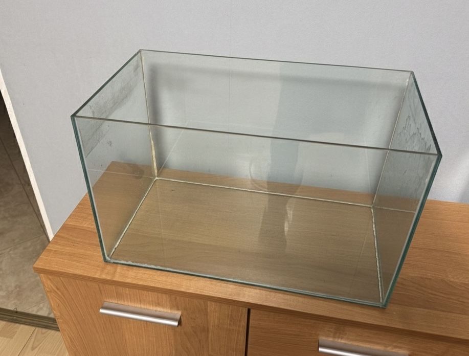 Akwarium 40L - 50cm x 27cm x 30cm