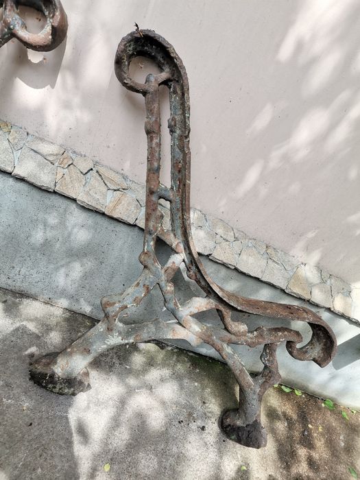 Лавка чавунна ножки  лавочка чугун