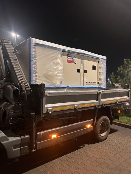 Маніпулятор Київ БЕЗ ЗАТРИМОК. Перевезення сипучих матеріалів.