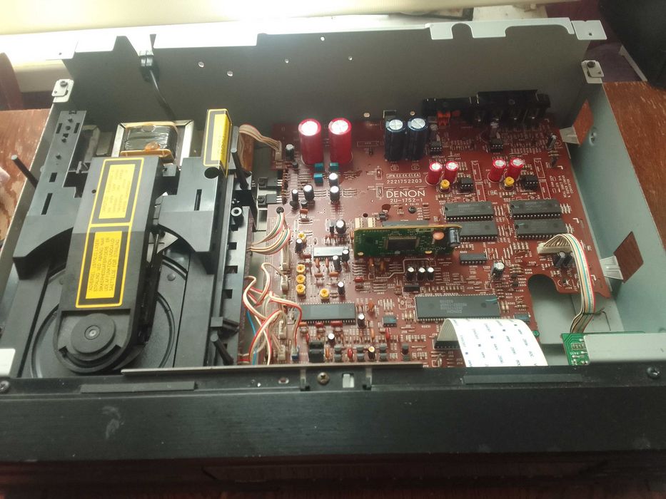 CD проигрыватель DENON DCD1420