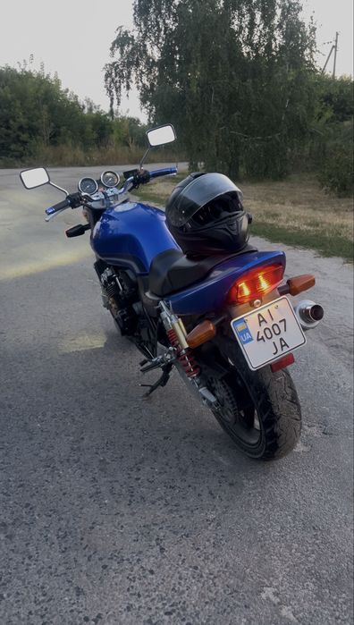 Honda CB400 Super Four Hyper Vtec1