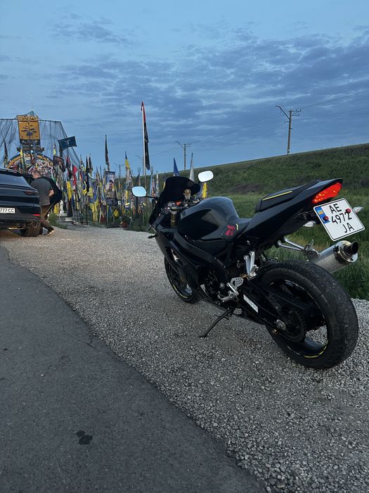 Продам Suzuki gsx-r 750 перереєстрація