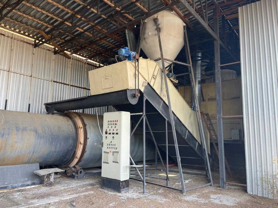 Виробничо-складський комплекс (деревообробний) в 40 км від Києва