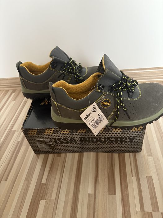Nowe meskie buty robocze rozmiar 42 IssaLine