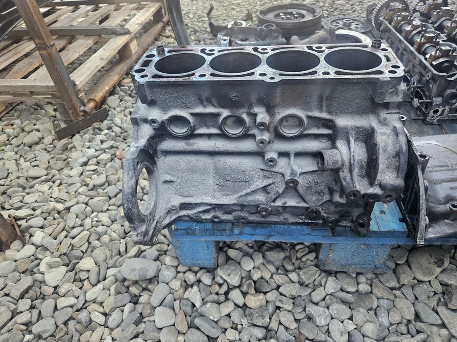 Опель Омега Б 2.2 бензин Z22XE Opel Omega Розбирається Двигун мотор