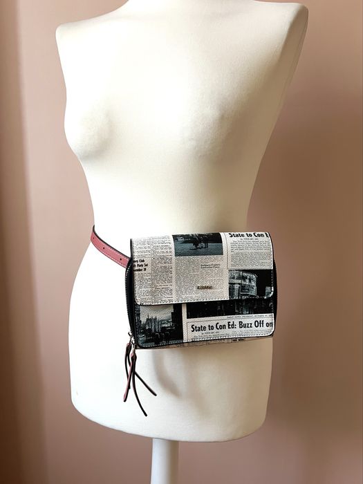 Torebka mała nerka saszetka kopertówka gazeta komiks vintage Parfois