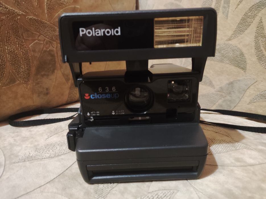 Polaroid 636 Closeup.