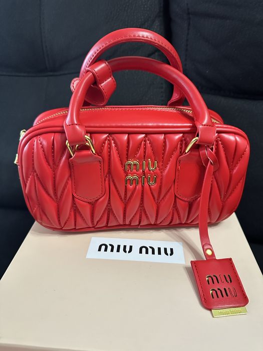 Mala miu miu vermelha