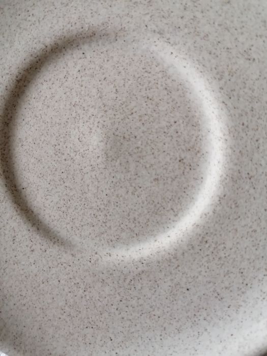 Pires de louça, grés, 6 unidades.