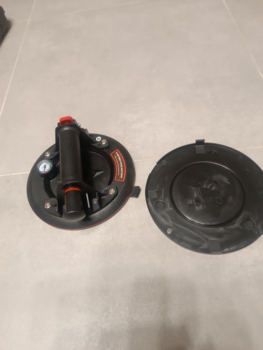 Присоска вакуумна з манометром