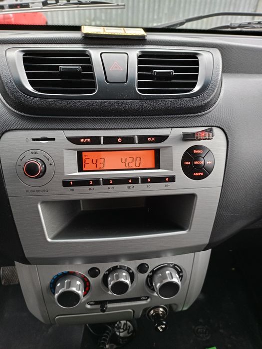 Продам вантажний автомобіль вантажопідйомністю 1,2т