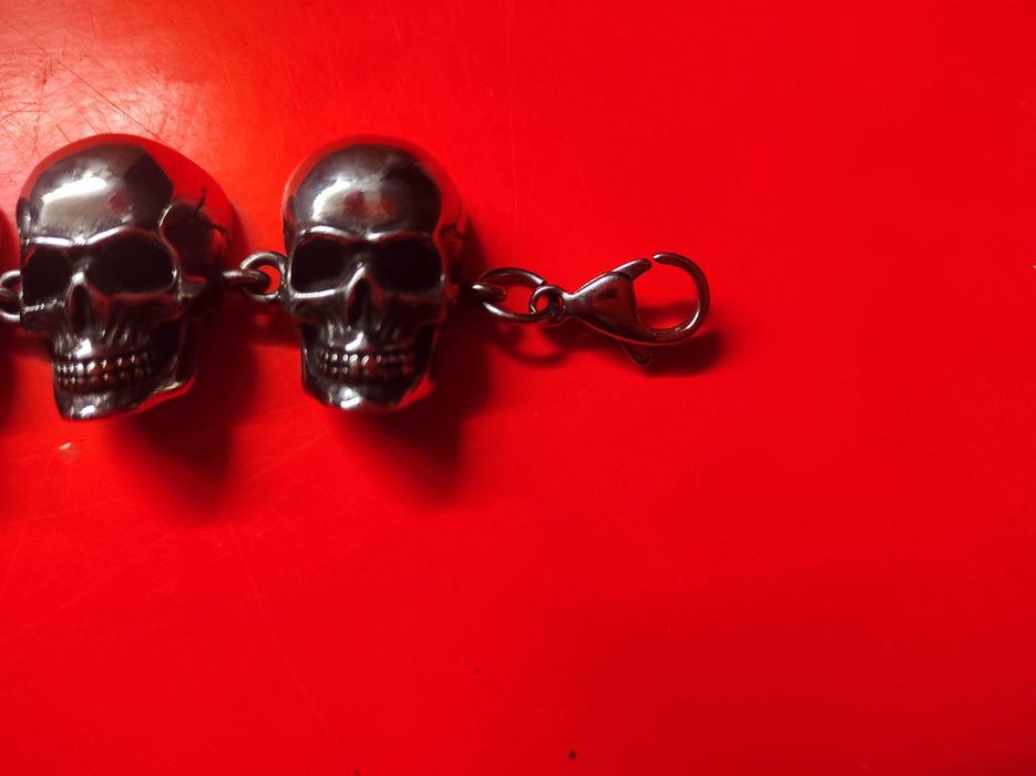 Pulseira inox caveiras