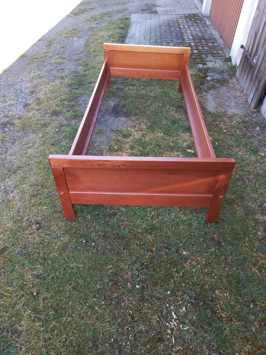 Łózko na sprzedaż