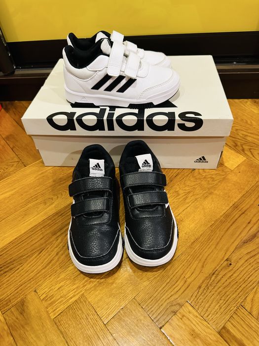 Кроссовки Adidas размеры 30,5 и 33