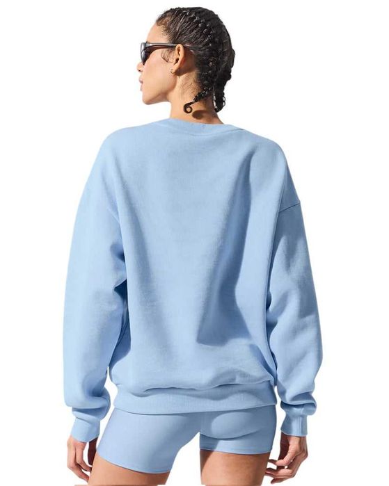 Світшот Alo Yoga Accolade Crew Neck Pullover Silver Logo Seashell Blue