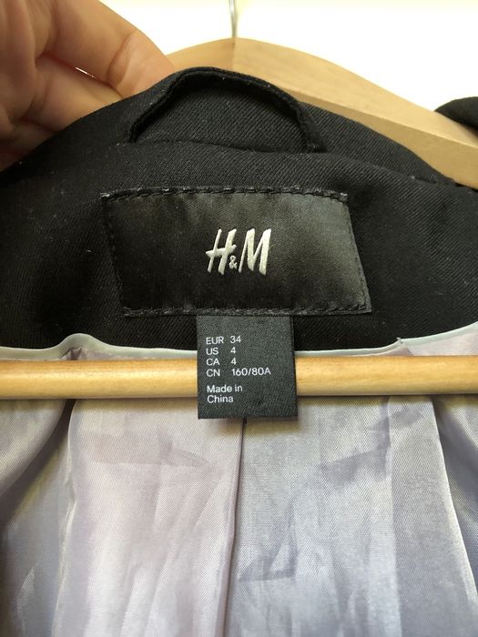 Czarna marynarka H&M