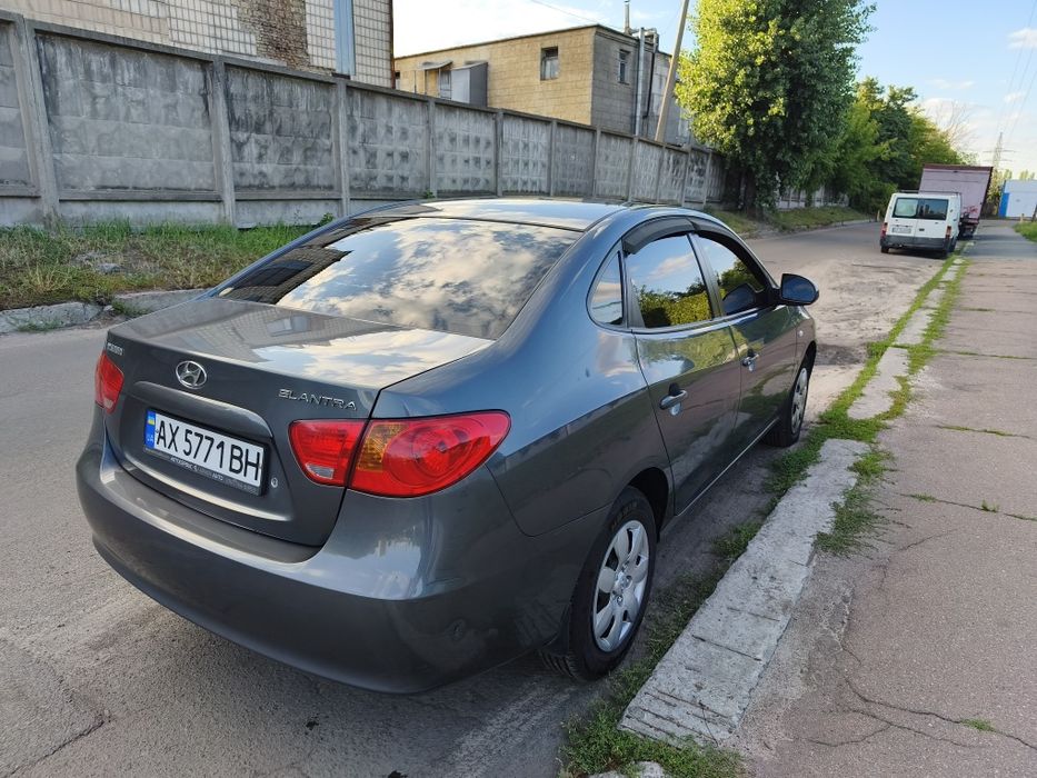 Hyundai Elantra HD