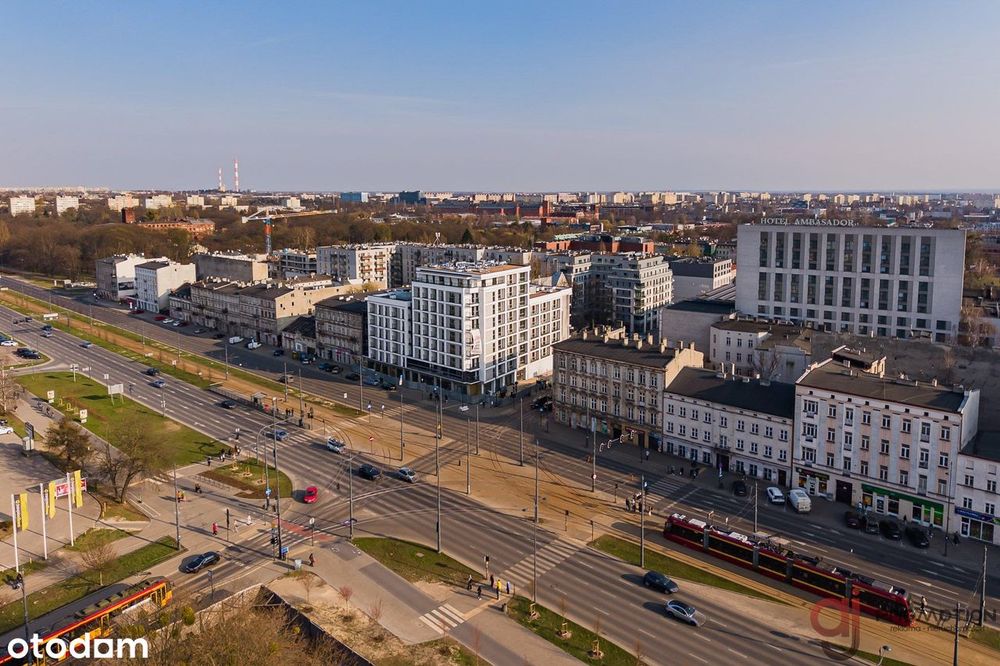 Sprzedam bezpośrednio kawalerką w centrum Łodzi przy Galerii Łódzkiej.