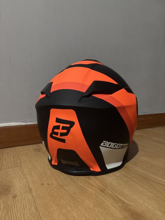 Capacete Bogotto