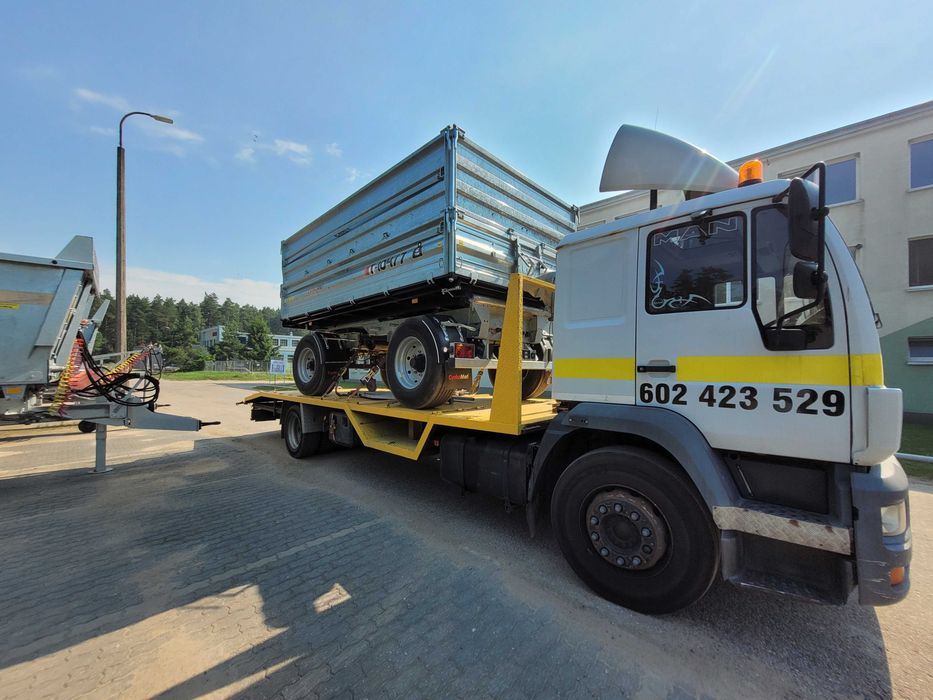 Transport maszyn rolniczych i budowlanych LAWETA