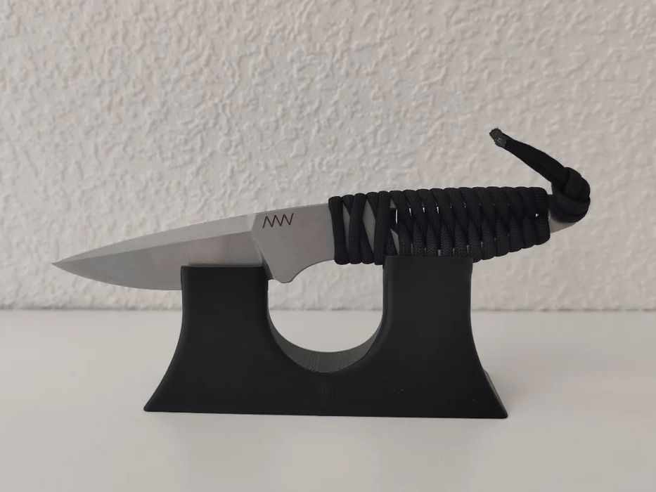 Elegant Kitchen Knife Holder