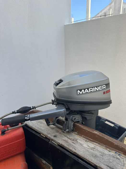 Vendo motor MARINER de 8 HP