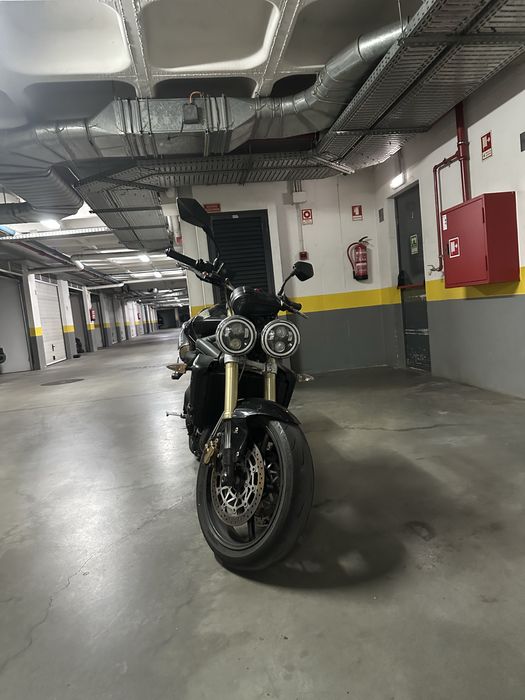Triumph Street Triple 675