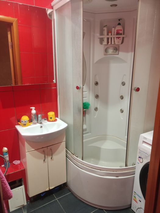 Продам 2-х кімнатну квартиру