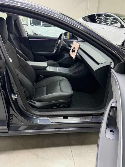 Tesla Model 3 LongRange Dual Motor Highland