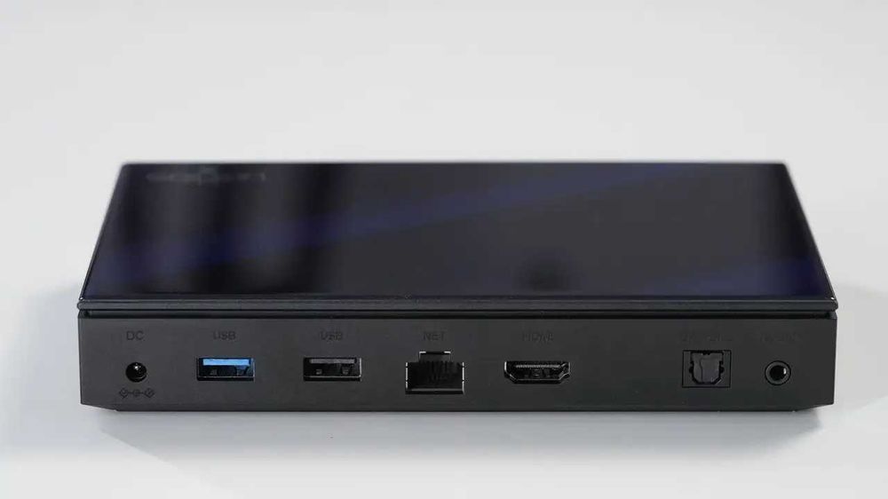 ТВ бокс приставка Ugoos SK1 Amlogic S928X-K 8/128, WIFI6, Android 11