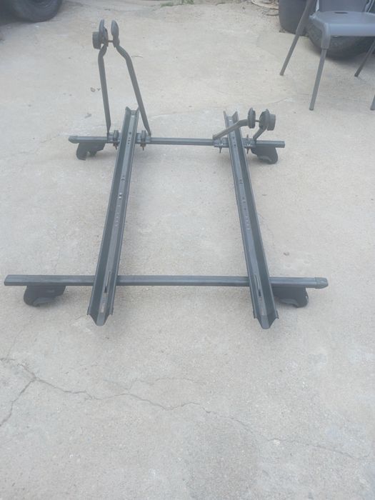 Barras tejadilho universais + 2 suportes bicicleta