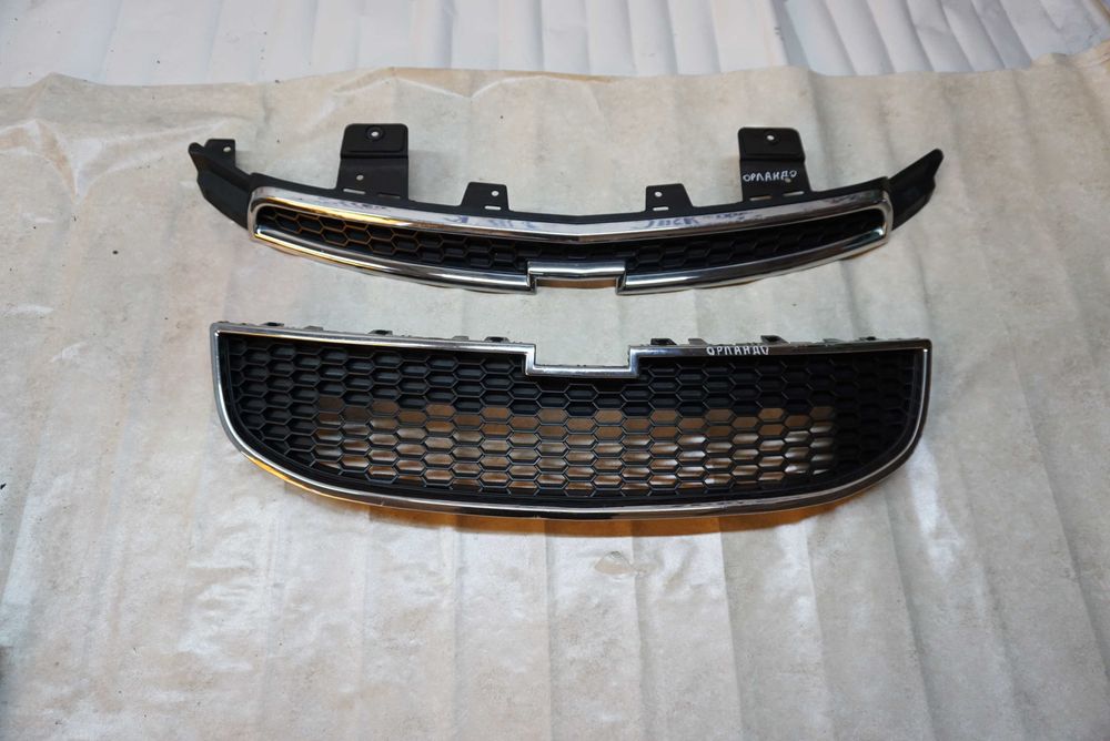 Решітка радіатора Chevrolet Orlando\Шевроле Орландо