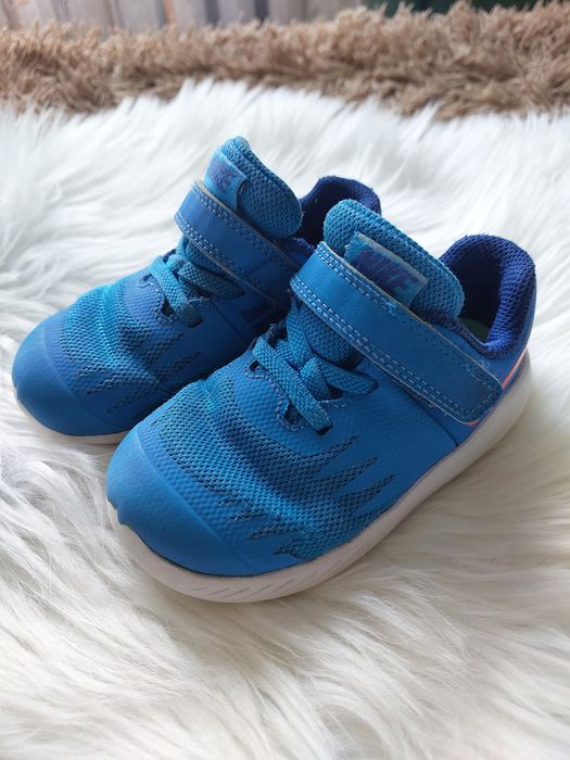 дитячі кросівки Nike 23.