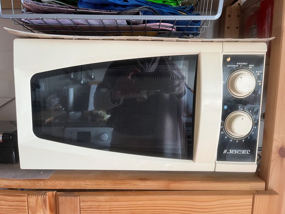 Microondas Jocel