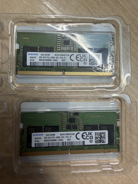 2xPamiec RAM Samsung sodimm ddr5 8gb