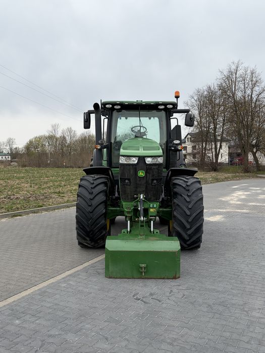 John Deere 7200R
