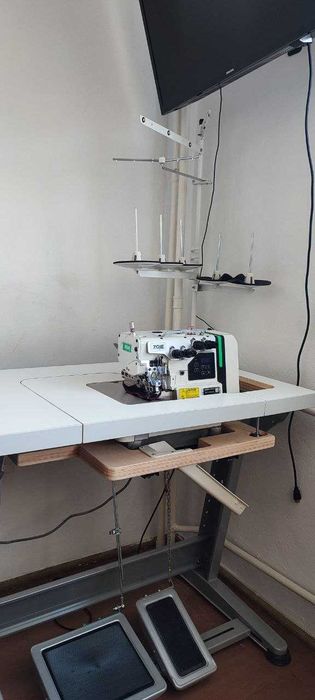 Zoje Owerlok B9500 praktycznie nieużywany