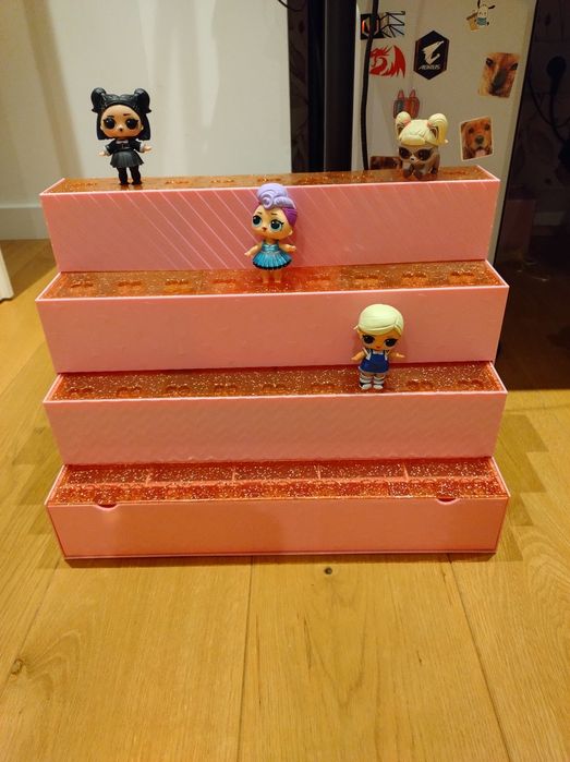 L.O.L. Surprise! butik, mini sklep, ekspozytor  walizka