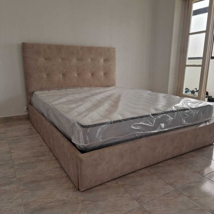 Camas de Casal Estofadas de Luxo 199€ Disp. em Várias Cores! 190x140m!