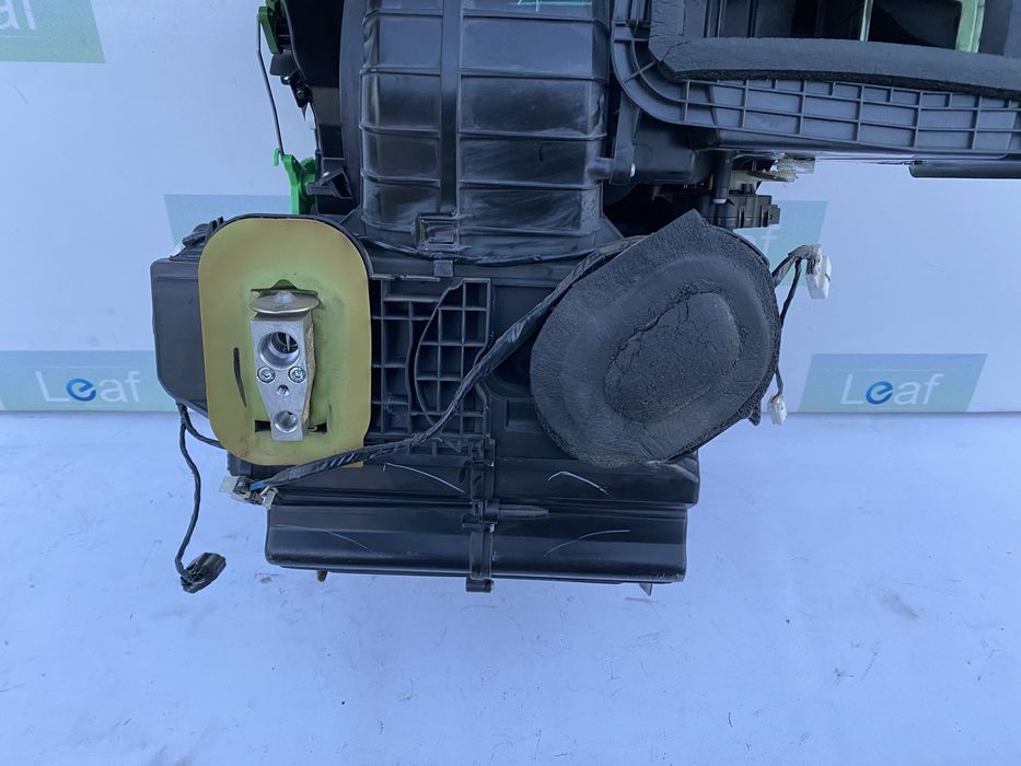 Пічка корпус пічки S SV SL до Nissan Leaf Ніссан Ліф 11-12 13-17 18-