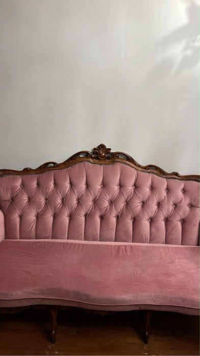 Zestaw mebli w stylu Ludwik