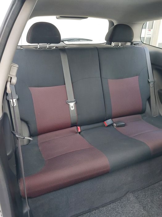 Honda Civic VII Hatchback 1.4 iS Gasolina 90cv • 2004 • 80.000 km