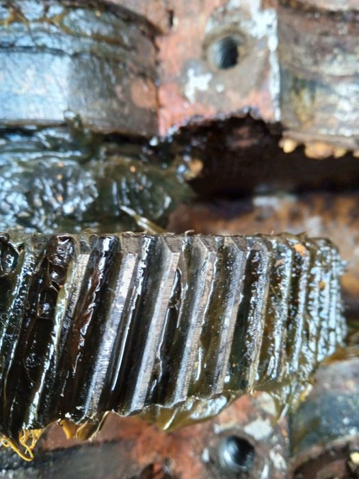 Редуктор ц2у100-25 цилиндрический мото