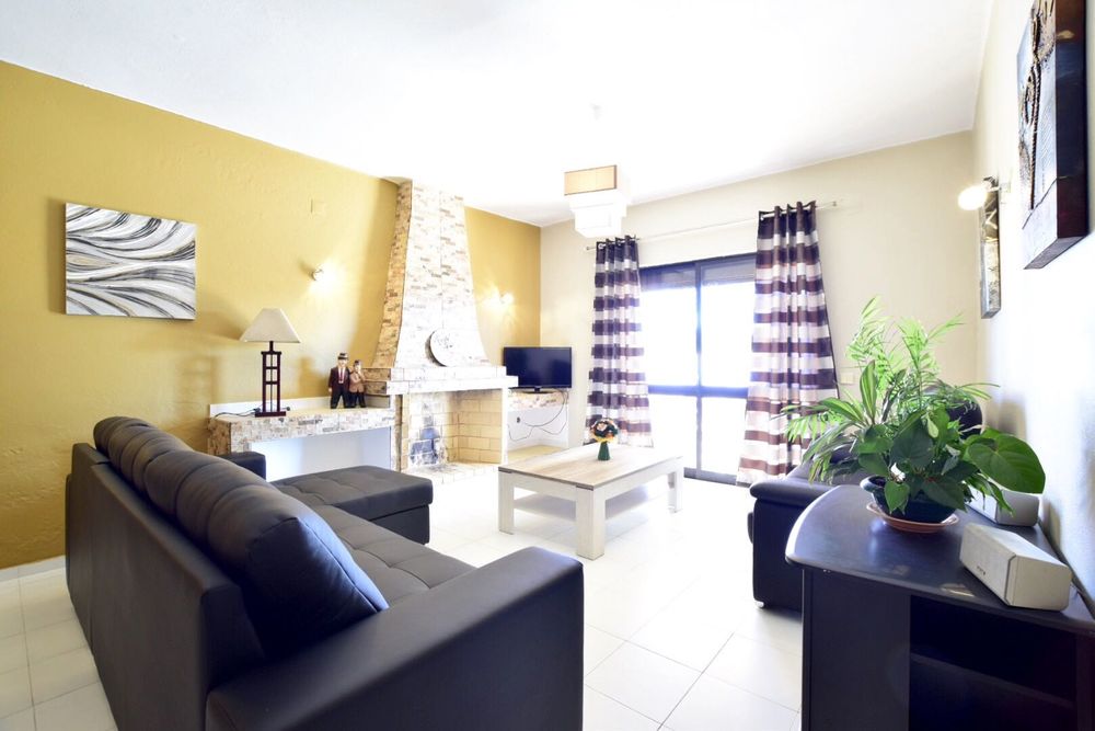 Moradia V3 com piscina privada